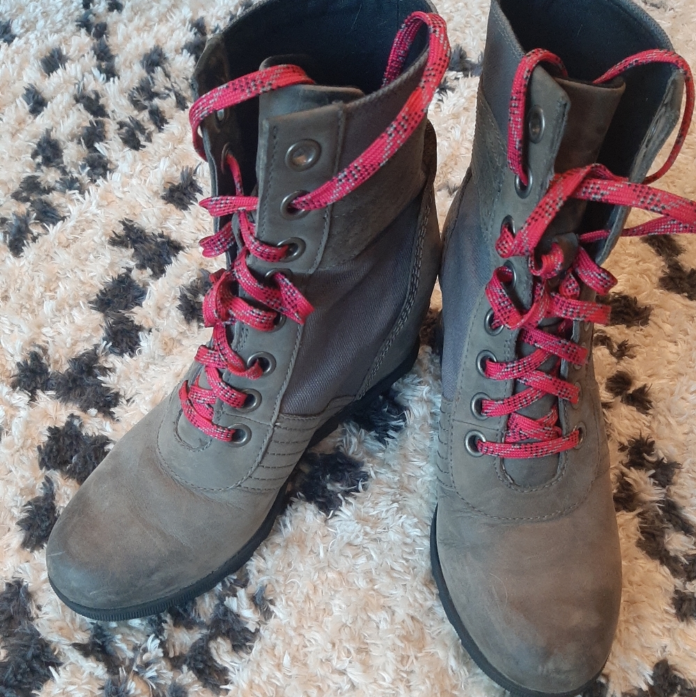 Sorel Lexie Wedge sz 9